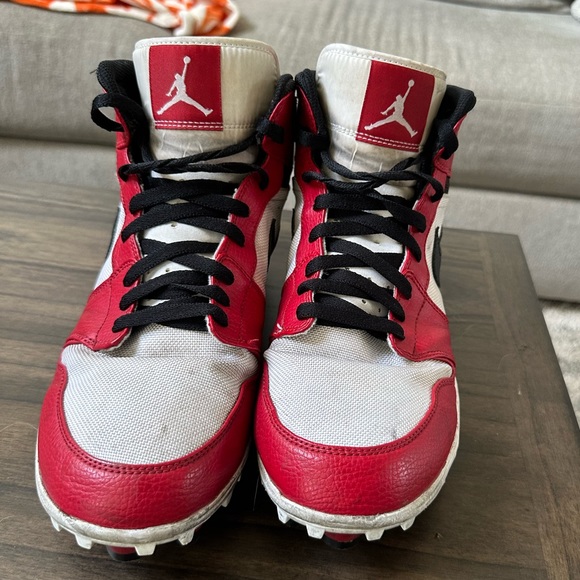 Chicago Jordan 1 TD Mid Cleat - Picture 3 of 5